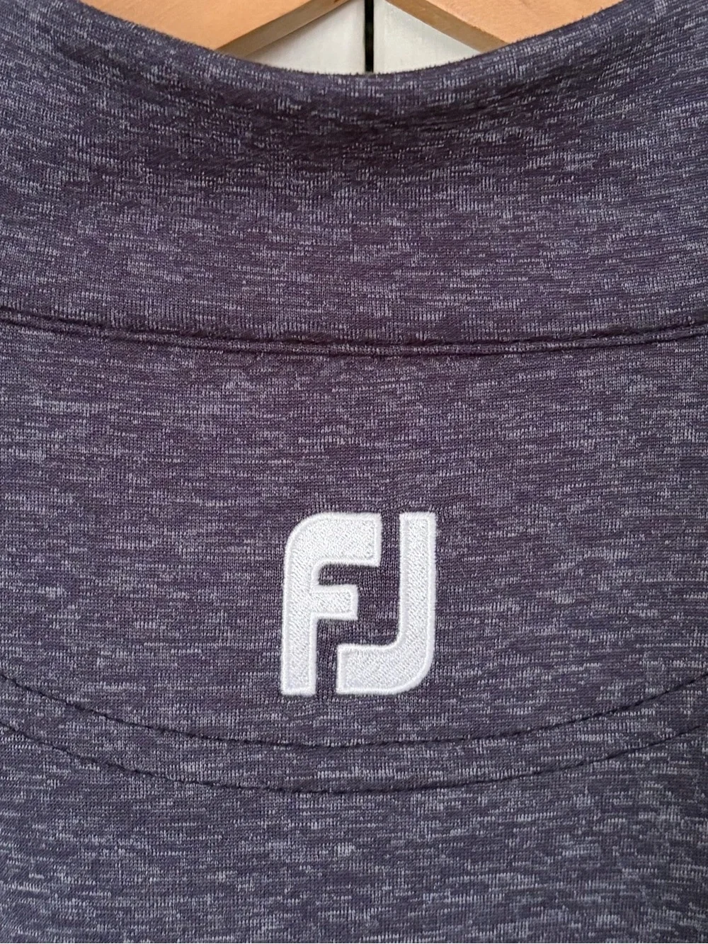 Footjoy Men’s Size L Long Sleeve 1/4 Zip Mock Neck Pullover Performance Sweater